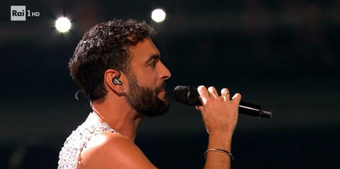 File:Marco Mengoni, ESC2013 press conference 02 (crop).jpg - Wikipedia