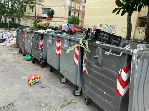 Napoli Est, addio ai cassonetti stradali: porta a porta per prime 6mila  famiglie