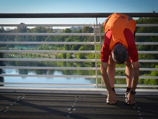 Stretching sul Tevere dal Ponte della Musica
