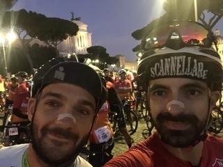Roma by night in bike