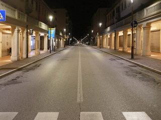 via Piave, ore 19,30 - NOIRESSTIAMOACASA