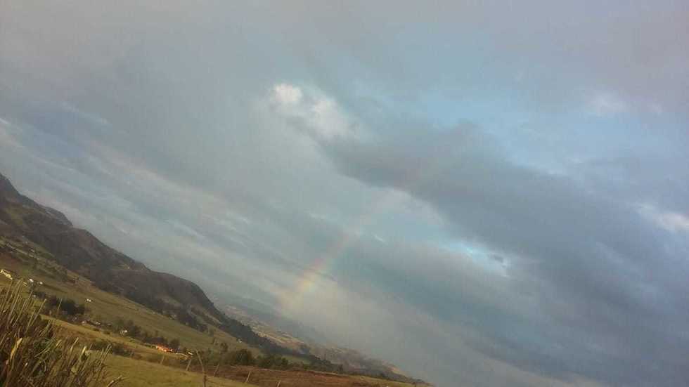 Arcoiris a lo lejos
