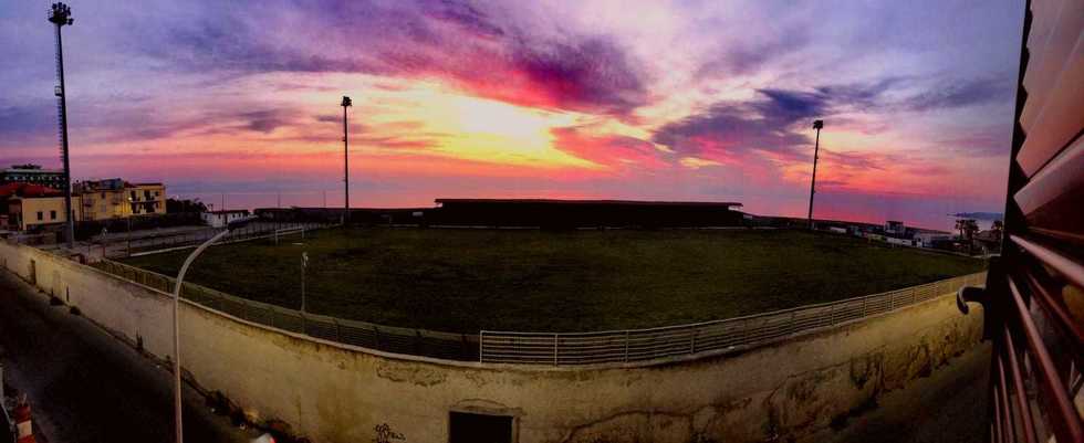 Leternità è il mare mischiato col sole