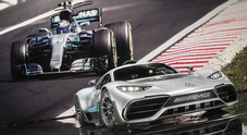 Mercedes AMG Project One: le Stelle scendono in strada, a spasso con un bolide di F1