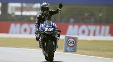 Assen, Vinales riporta al successo la Yamaha. Marquez secondo, cade Rossi
