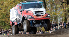 Dakar 2016, Iveco trionfa con De Rooy e piazza tre camion nella top five