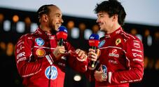 Ferrari manda in delirio i tifosi per le strade di Milano: Hamilton e Leclerc pronti per l'assalto al Titolo