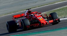 A Fiorano il debutto sulla Ferrari di Sainz: «Quando ho visto il mio numero 55 sulla vettura mi sono emozionato»