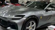 Ferrari Purosangue sorpreso in fabbrica esemplare definitivo. Immagini diffuse sui social, svelano aspetto Suv del Cavallino