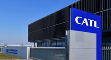 Catl verso quotazione a Hong Kong, punta a 5 miliardi. Colosso cinese produce oltre un terzo delle batterie per e-car