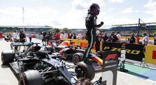 Mercedes travolgente nella qualifica di Silverstone: Hamilton e Bottas danno un secondo a tutti