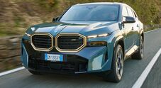 BMW XM: lusso e personalità ad alte prestazioni. Porta al debutto il sistema M-Hybrid da 653 cv e 90 km in solo elettrico