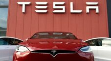 Tesla, le consegne sono sotto le attese, a Wall Street perde il 6%. Prodotte 433.371 auto nel primo trimestre, consegnate 386.810