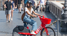 Uber sceglie Roma per il bike sharing elettrico. 2.800 bici in città, mezzi con sistema anti-vandali