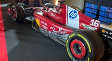 Ferrari, i tifosi in delirio a Fiorano per i primi km della SF-25 con Hamilton e Leclerc. «Per il Titolo ci siamo anche noi»