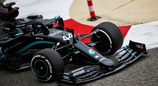 GP Bahrain, 1° turno prove libere: Mercedes subito velocissime, Hamilton leader