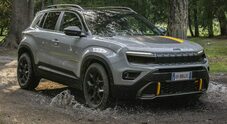 Jeep, edizione "The North Face" per la Avenger ibrida 4xe. Presentata sul Monte Bianco