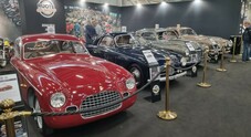 Auto e Moto d’Epoca 2024, grande folla di appassionati entusiasti. Occhi puntati sui 7mila gioielli storici a 2 e 4 ruote esposti