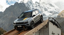 Jeep protagonista nel fine settimana a Courmayeur. Wrangler e Avenger in scena al 105XMasters Winter Tour