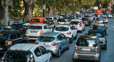 Nel 2022 gli italiani hanno speso 207 miliardi per l’auto. Il settore dell’automotive vale il 10,9% del Pil