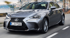 Lexus IS, l'essenza dell'ibrido con ancora pi&ugrave; lusso e sicurezza