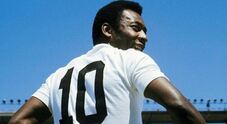 Brasile, la prima senza Pelé: un omaggio al Re sulla maglia verdeoro