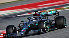 Hamilton e Bottas al comando con la Mercedes nel 1° giorno dei test F1