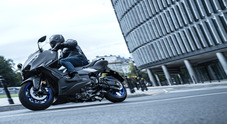 Yamaha Tmax my 2025, è sempre il re dei maxiscooter