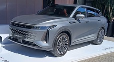 Omoda 9, il maxi-Suv ibrido cinese che debutta a Milano ha 500 cv e 1.300 km di autonomia Omoda 9, il maxi-Suv ibrido cinese che debutta a Milano ha 500 cv e 1.300 km di autonomia