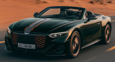 Bentley Batur Convertible debutta a Dubai. Spinta dal W12 biturbo sarà costruita a mano in 16 esemplari