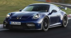 Porsche 911 GT3, nuovo record al Nürburgring. Diventa l'auto di serie con cambio manuale più veloce