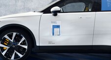 Polestar certifica lo stato delle batterie dell'usato. Pre-owned valuta la batteria delle Polestar 2 di seconda mano