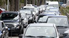 Parco auto circolante sempre più anziano in Italia. Nel 2024 l'età media delle vetture ha raggiunto i 13 anni