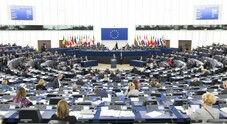 Da Ue flessibilità sulle multe auto per 3 anni. Aperta strada per il principio di “neutralità tecnologica” per i carburanti