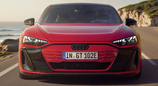 Audi, la famiglia delle coupé 4 porte EV si allarga: ecco e-tron GT quattro. L'essenza del granturismo