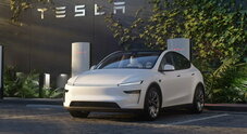 Tesla, vendite dimezzate in Europa ad aprile: -52,6% ad aprile (-46,1% da inizio anno). Volano le case cinesi