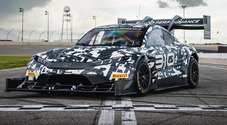 Ford alla Pikes Peak 2025 con la Super Mustang Mach-E. Con Romain Dumas al volante punta al bis con un'altra elettrica