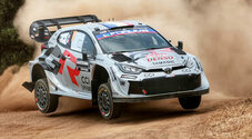 Wrc, quattro Toyota fra le prime cinque nel rally Italia Sardegna. Ma alle spalle di Ogier c'è Tänak (Hyundai)
