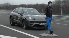 Euro Ncap, 9 modelli sotto esame per sistemi guida assistita. A Renault 5, Kia EV3, Toyota bZ4X e Porsche Macan il punteggio più elevato