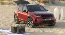 Land Rover, Discovery Sport rinnova la gamma con Metropolitan e Landmark. Stile più dinamico e materiali premium
