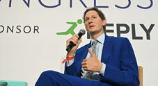 Stellantis, Elkann: «In Europa servono regole specifiche per fare auto piccole»