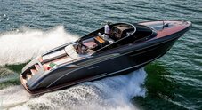 Riva in festa per il varo del 100° esemplare di Rivamare. E il Ceo Galassi annuncia: «Tre novità in arrivo»