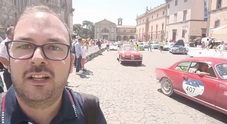 1000 Miglia 2025 attraversa il Centro Italia con prove sportive, paesaggi mozzafiato e soste in città storiche come Orvieto e Arezzo