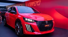 Peugeot, la nuova belva E-208 GTi sfila alla 24 Ore di Le Mans