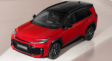 Toyota, l'anima verde accelera. La casa automotive più grande del mondo presenta nuovi modelli tutti elettrificati