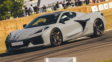 Corvette completamente elettrica: “ Per ora nessuno la vuole”. GM ingrana la retromarcia