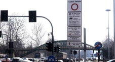 Milano posticipato a ottobre 2026 divieto accesso per moto e scooter più inquinanti in Area B Milano posticipato a ottobre 2026 divieto accesso per moto e scooter più inquinanti in Area B