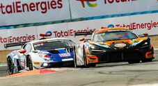 GT World Challenge Europe: Lamborghini vince nella notte di Magny-Cours, McLaren conquista il secondo successo stagionale
