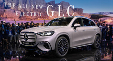 Mercedes svela GLC con tecnologia EQ. Il suv medio elettrico anticipa lo stile dei futuri modelli in gamma