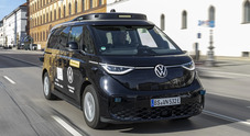 A spasso con l’ID.Buzz AD di MOIA per Monaco, Volkswagen alla conquista di un mercato da 350 miliardi nel 2035